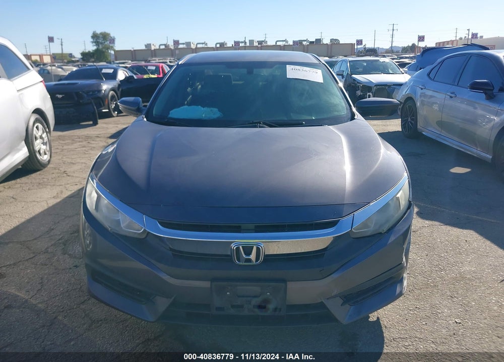 2018 HONDA CIVIC LX VIN: 2HGFC2F52JH528699