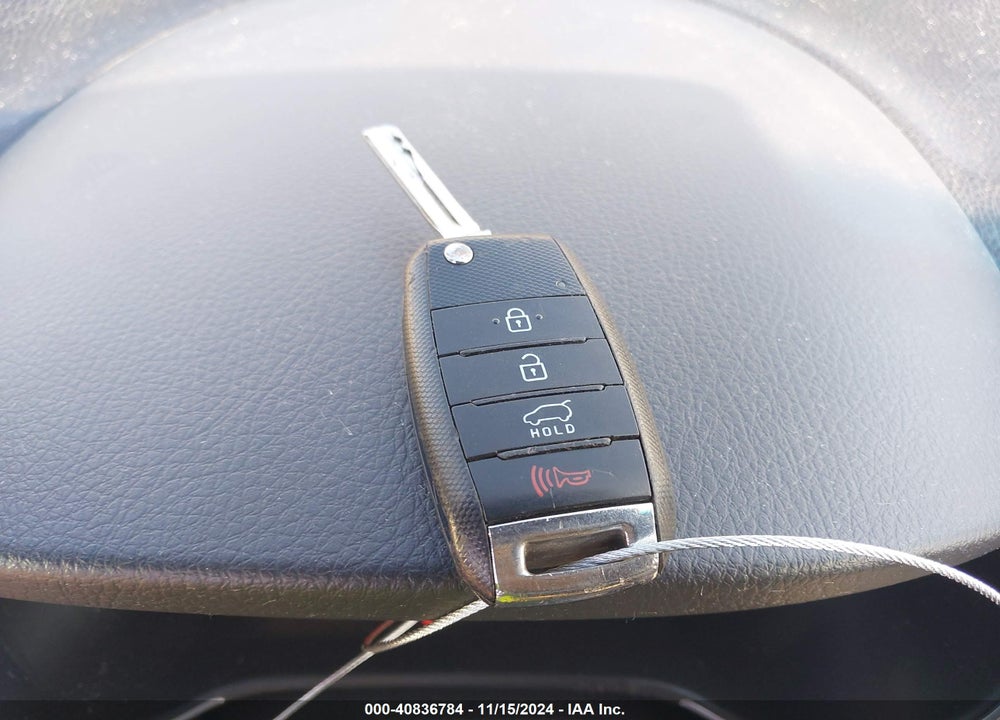 2014 KIA SORENTO LX VIN: 5XYKT4A69EG457952