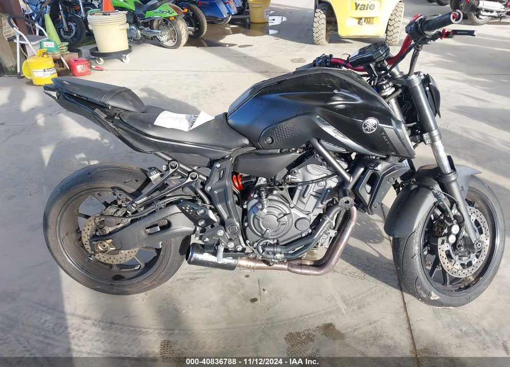 2021 YAMAHA MT07 VIN: JYARM32E5MA002618