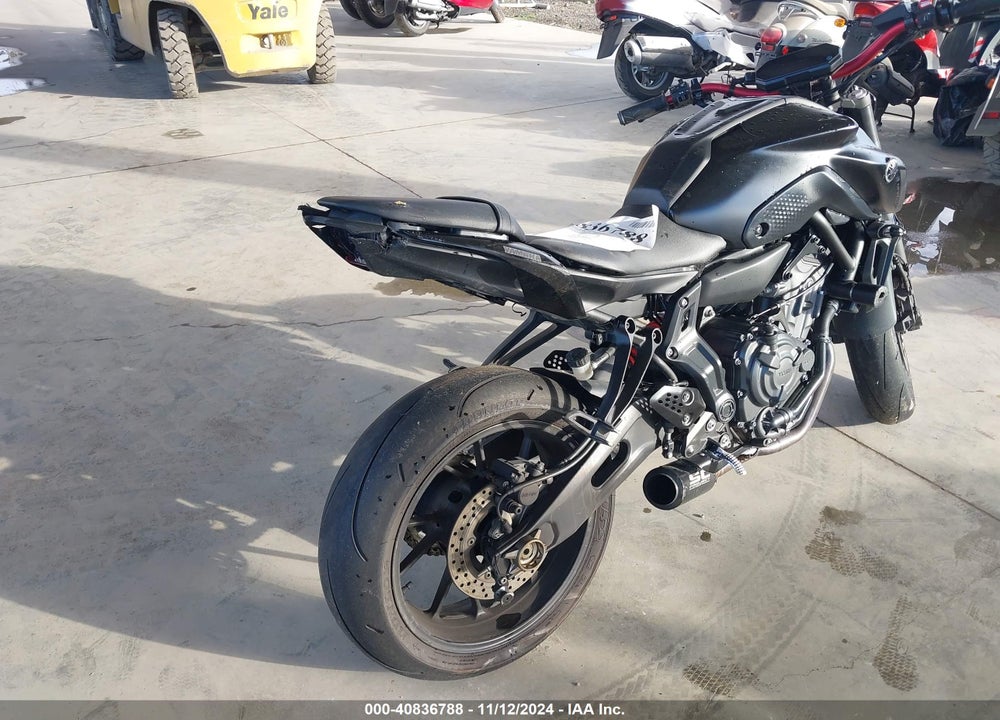 2021 YAMAHA MT07 VIN: JYARM32E5MA002618