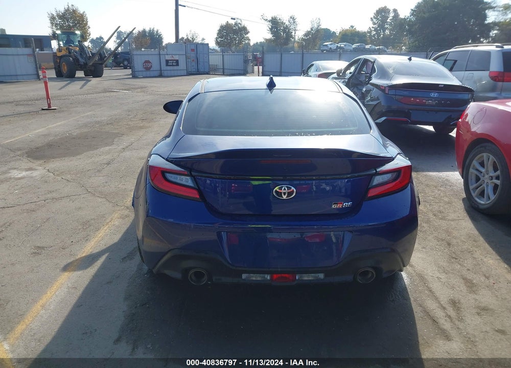 2024 TOYOTA GR86 VIN: JF1ZNBE12R9755767