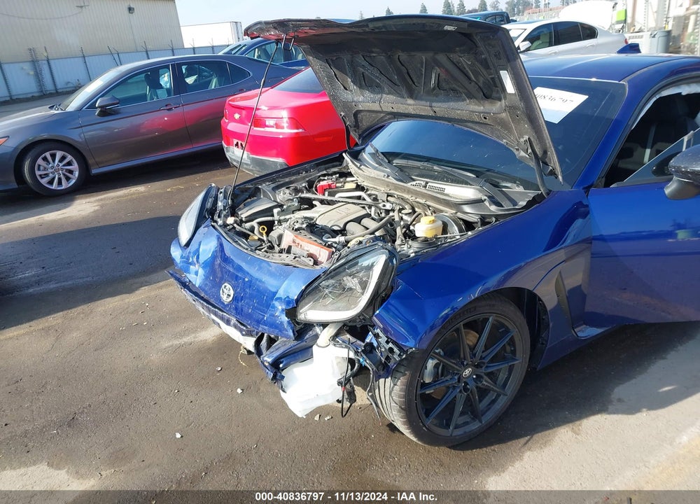 2024 TOYOTA GR86 VIN: JF1ZNBE12R9755767