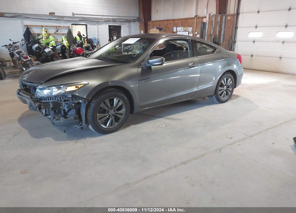 2011 HONDA ACCORD 2.4 EX VIN: 1HGCS1A75BA008599
