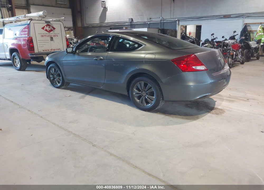2011 HONDA ACCORD 2.4 EX VIN: 1HGCS1A75BA008599