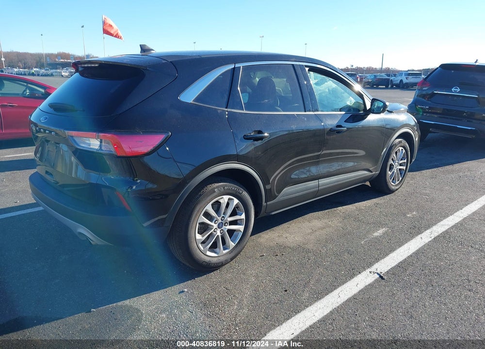 2022 FORD ESCAPE VIN: 1FMCU0G63NUB14632