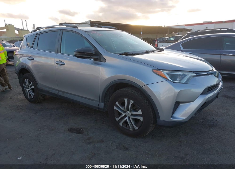 2017 TOYOTA RAV4 LE VIN: 2T3BFREV7HW654985
