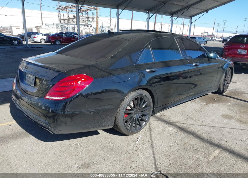 2015 MERCEDES-BENZ S 550 VIN: WDDUG8CB1FA135750