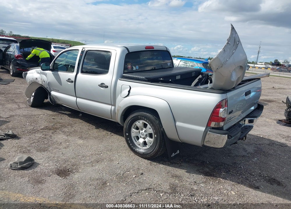 2011 TOYOTA TACOMA DOUBLE CAB VIN: 3TMLU4EN8BM076434