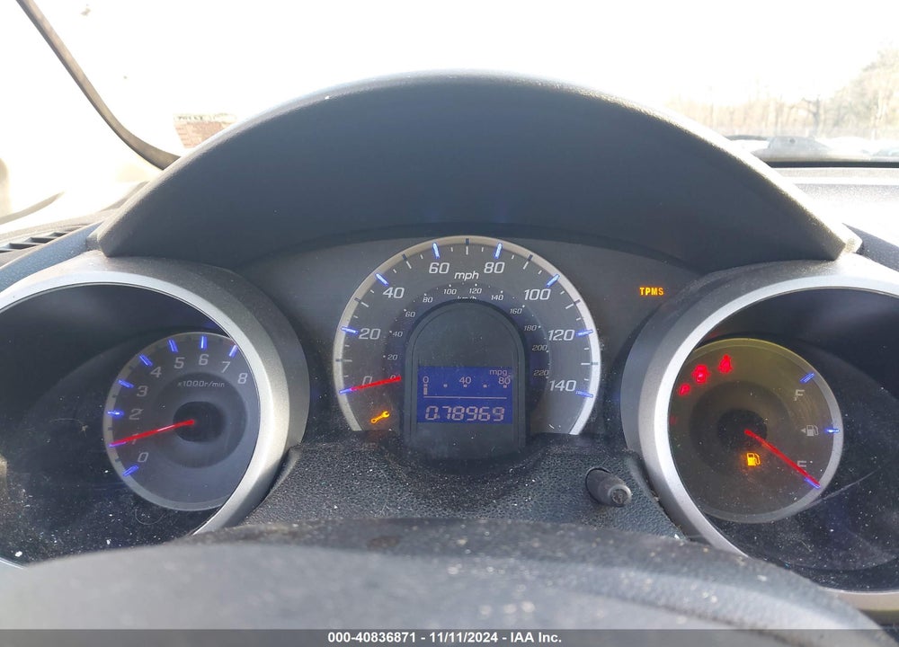 2013 HONDA FIT VIN: JHMGE8H35DC000057
