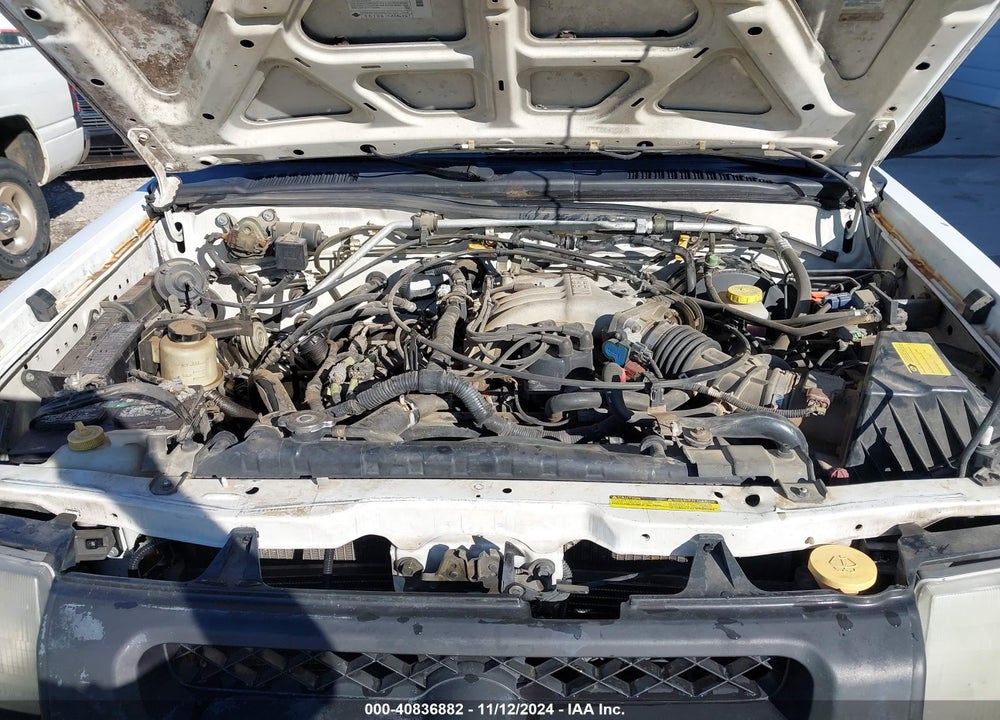 2000 NISSAN XTERRA SE/XE VIN: 5N1ED28TXYC548923