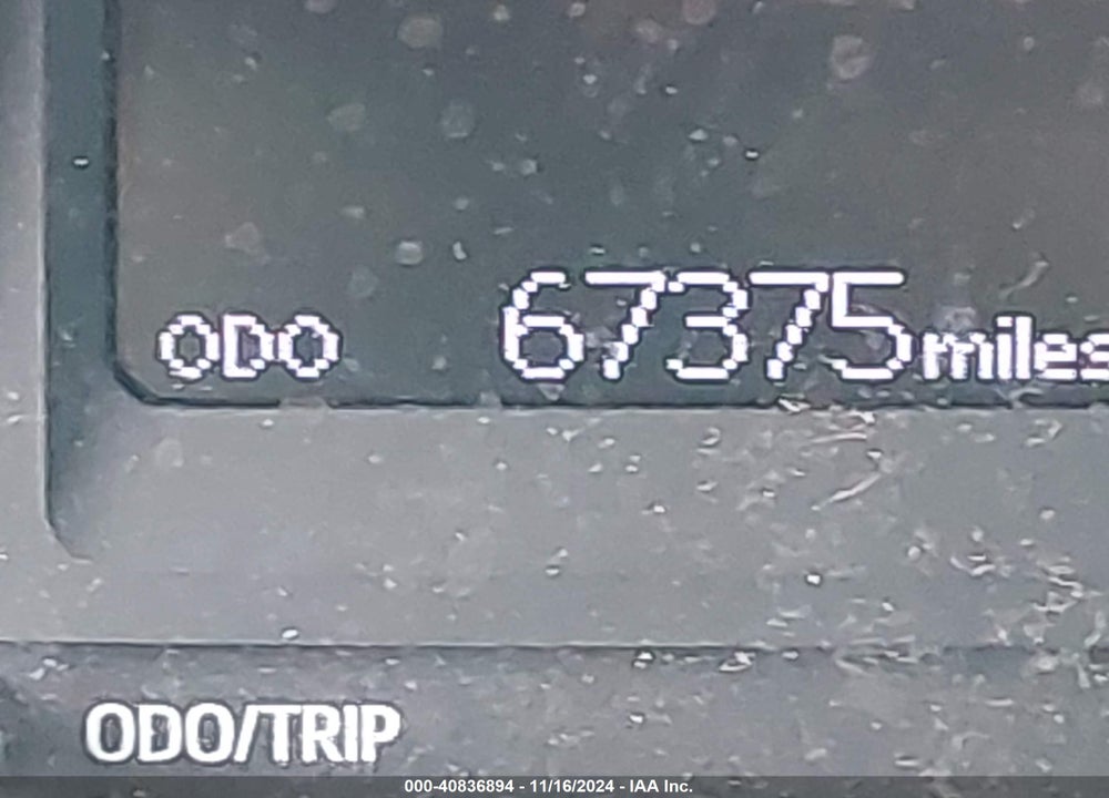 2019 TOYOTA COROLLA LE VIN: 5YFBURHE0KP876545