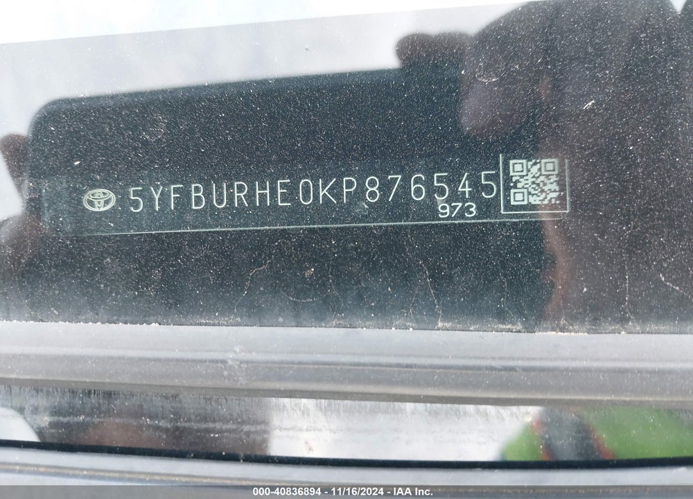 2019 TOYOTA COROLLA LE VIN: 5YFBURHE0KP876545
