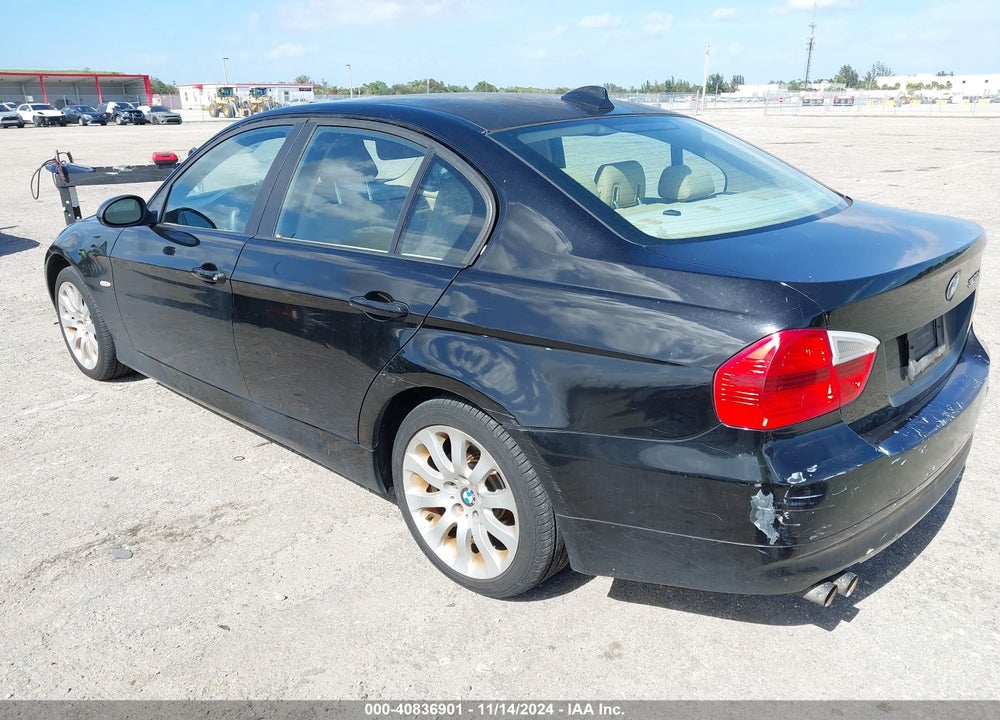 2007 BMW 328XI VIN: WBAVC93557KX61644