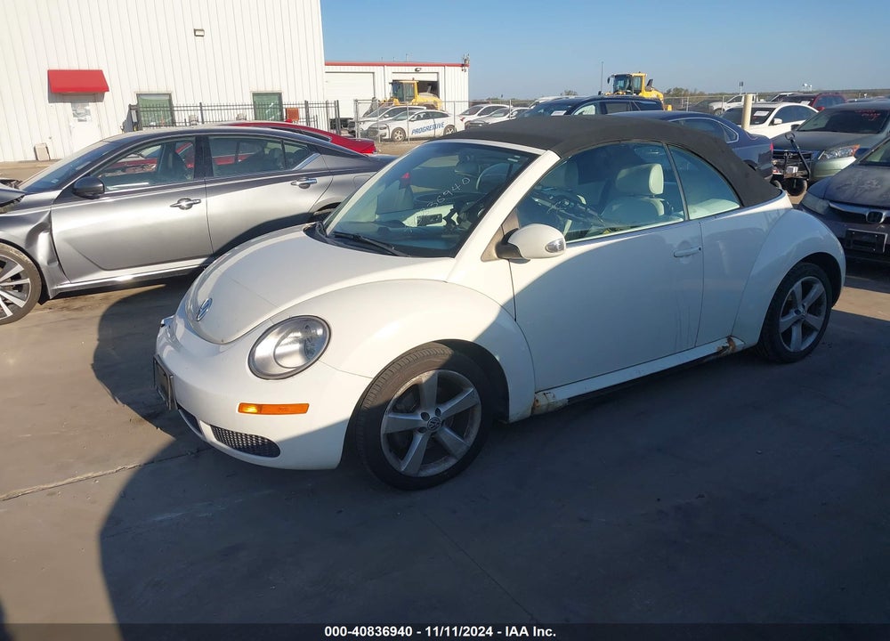 2007 VOLKSWAGEN NEW BEETLE TRIPLE WHITE VIN: 3VWFF31Y67M413303