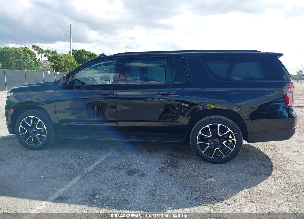 2023 CHEVROLET SUBURBAN 2WD RST VIN: 1GNSCEKD9PR138887