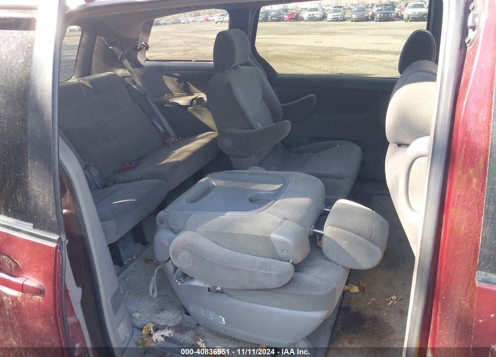 2006 TOYOTA SIENNA LE VIN: 5TDZA23C66S453440