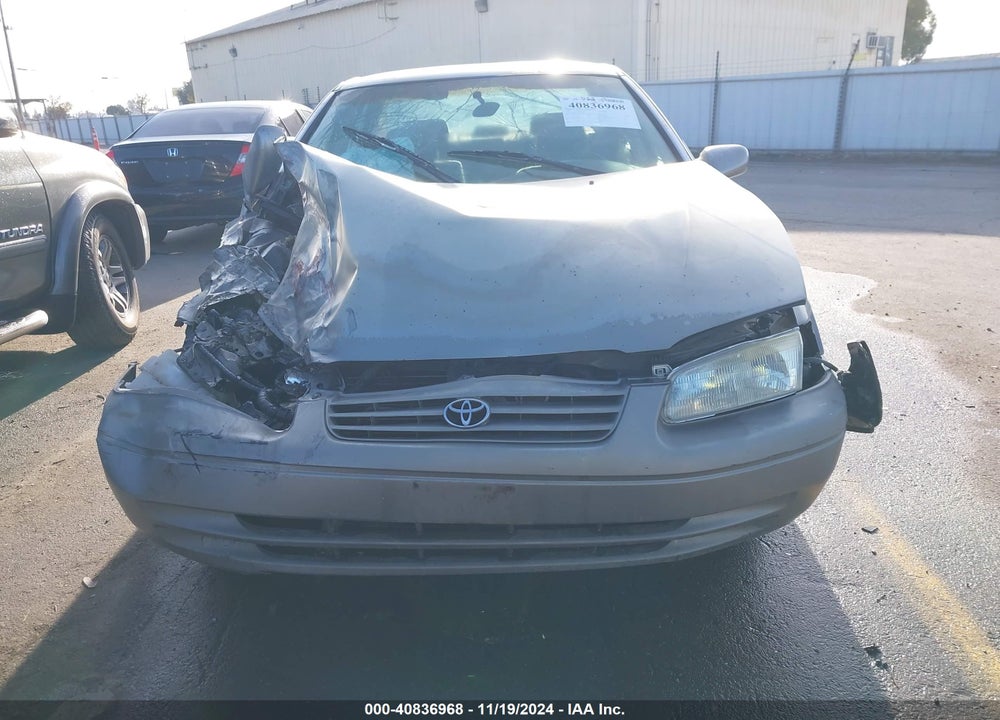 1997 TOYOTA CAMRY LE VIN: JT2BG22K6V0049914
