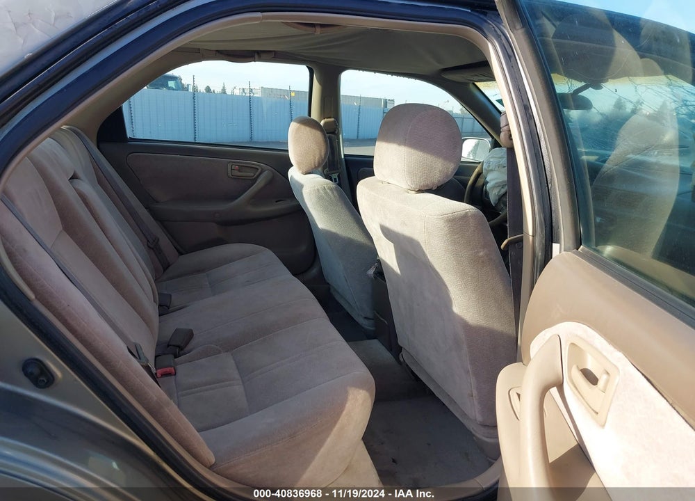 1997 TOYOTA CAMRY LE VIN: JT2BG22K6V0049914