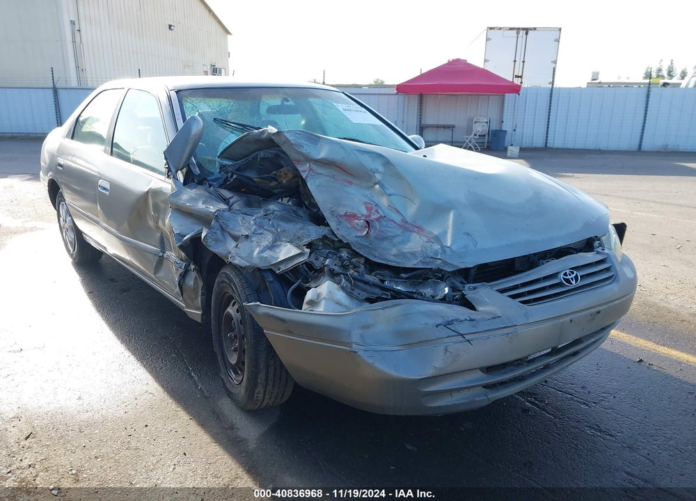 1997 TOYOTA CAMRY LE VIN: JT2BG22K6V0049914