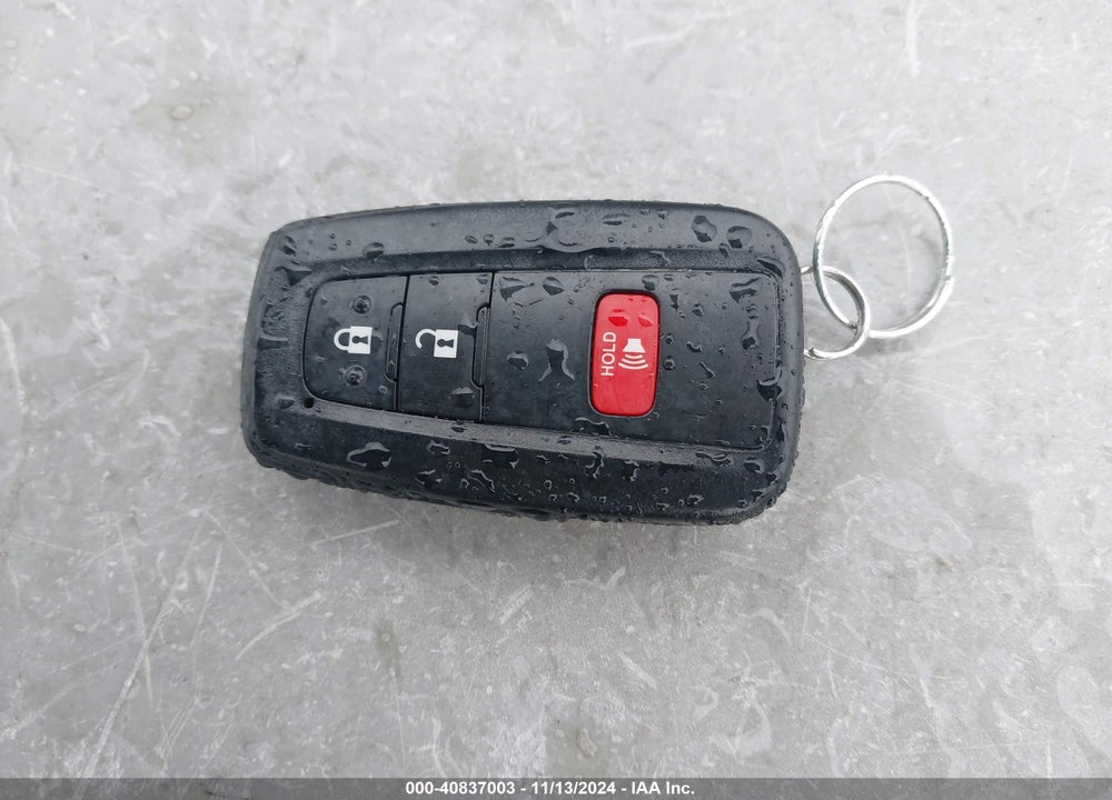 2018 TOYOTA PRIUS VIN: JTDKBRFU2J3603792