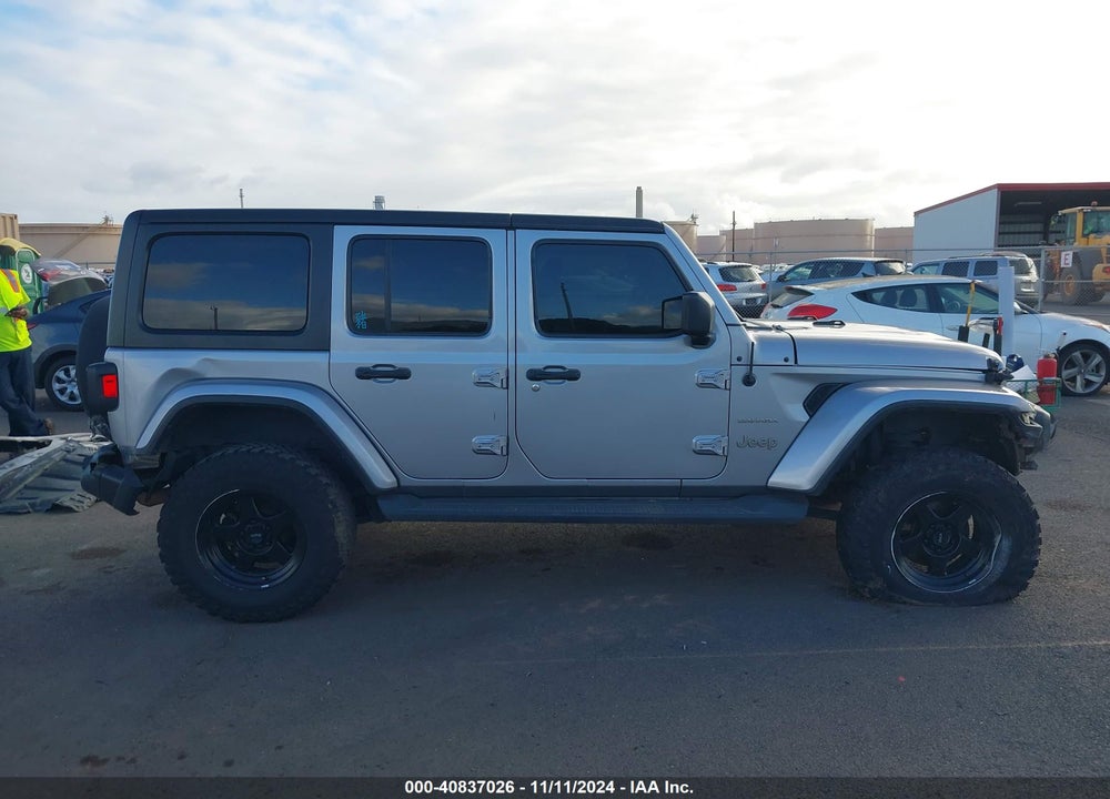 2020 JEEP WRANGLER UNLIMITED SAHARA 4X4 VIN: 1C4HJXEN2LW127850