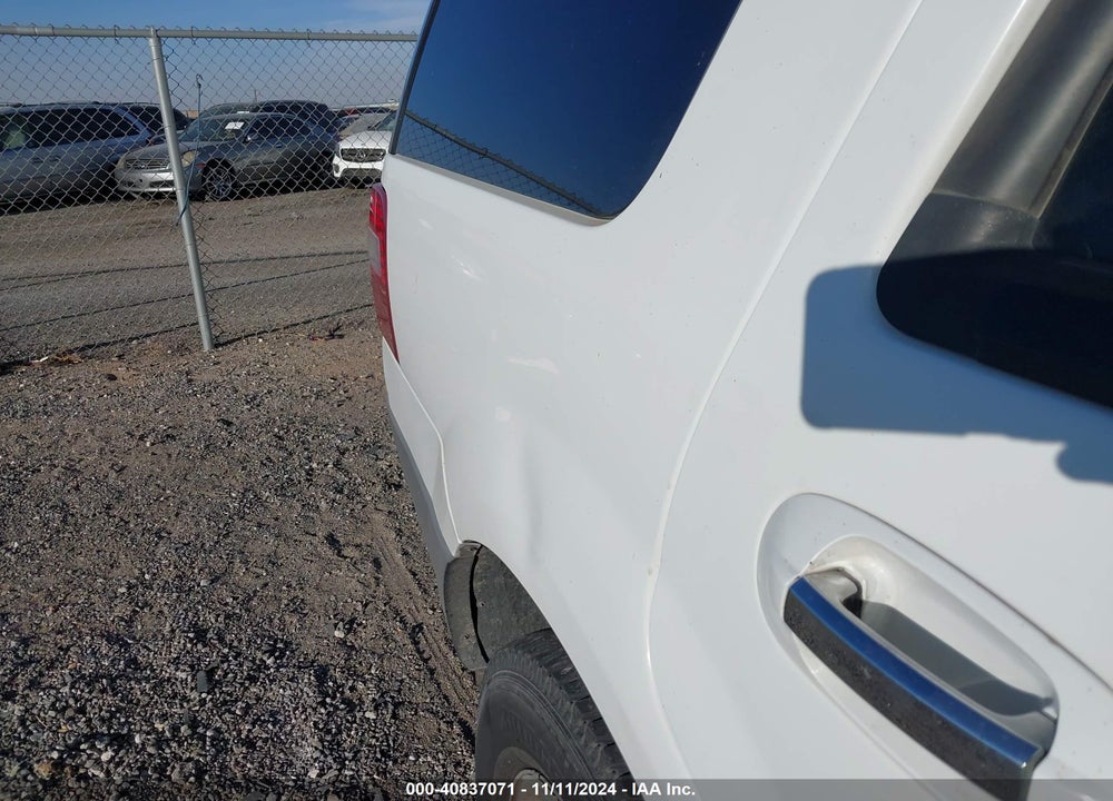 2007 FORD EXPEDITION VIN: 1FMFU15547LA49165