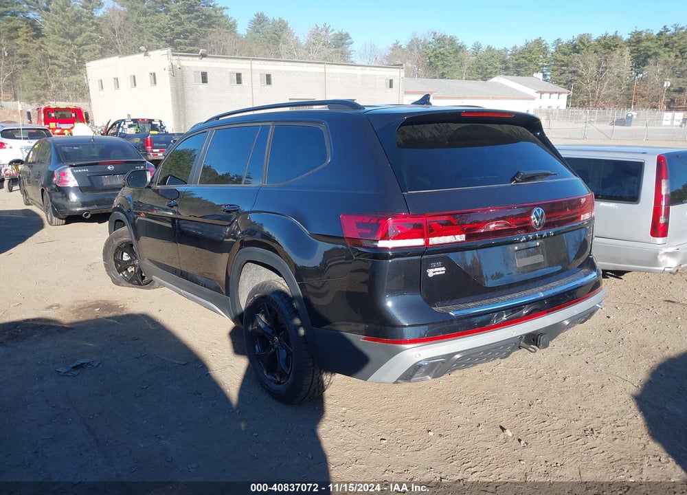 2024 VOLKSWAGEN ATLAS 2.0T PEAK EDITION SE W/TECHNOLOGY VIN: 1V2CR2CA7RC577301