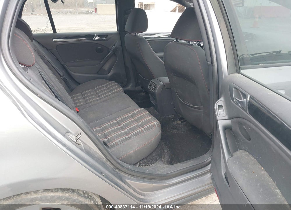 2011 VOLKSWAGEN GTI 4-DOOR VIN: WVWHD7AJXBW233357