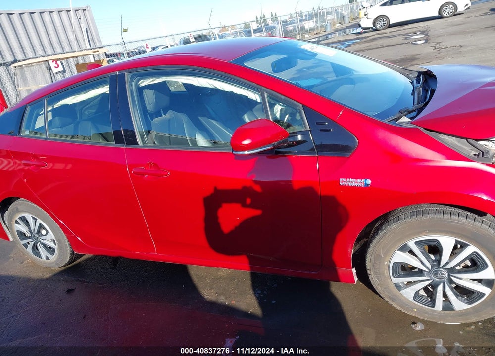 2017 TOYOTA PRIUS PRIME VIN: JTDKARFP1H3064833