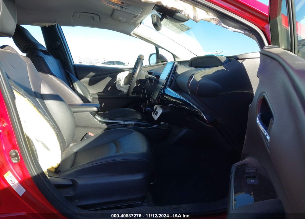 2017 TOYOTA PRIUS PRIME VIN: JTDKARFP1H3064833