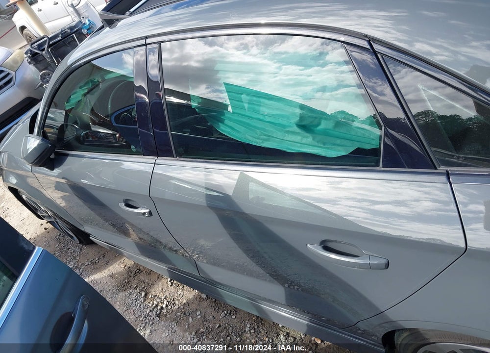 2019 AUDI A3 40 PREMIUM/40 TITANIUM PREMIUM VIN: WAUAUGFF5K1010496