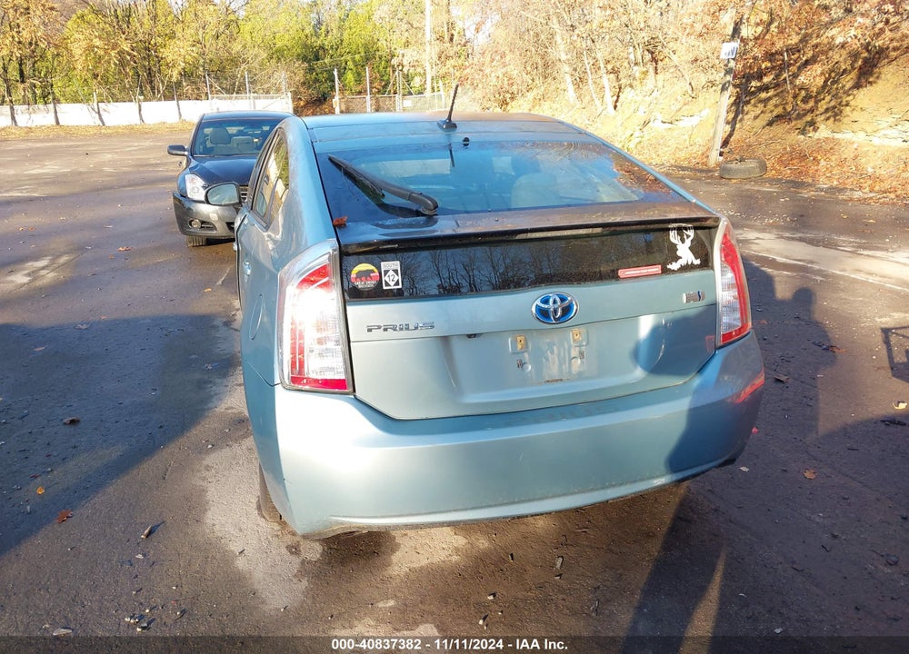 2013 TOYOTA PRIUS THREE VIN: JTDKN3DU8D1733857