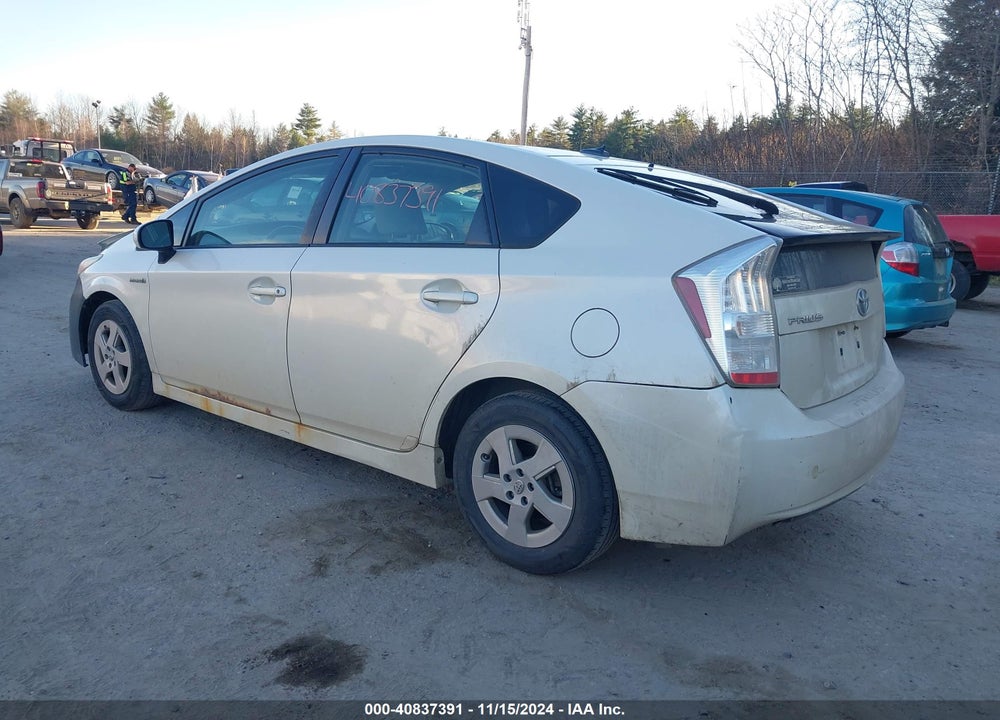 2011 TOYOTA PRIUS TWO VIN: JTDKN3DU4B1454967