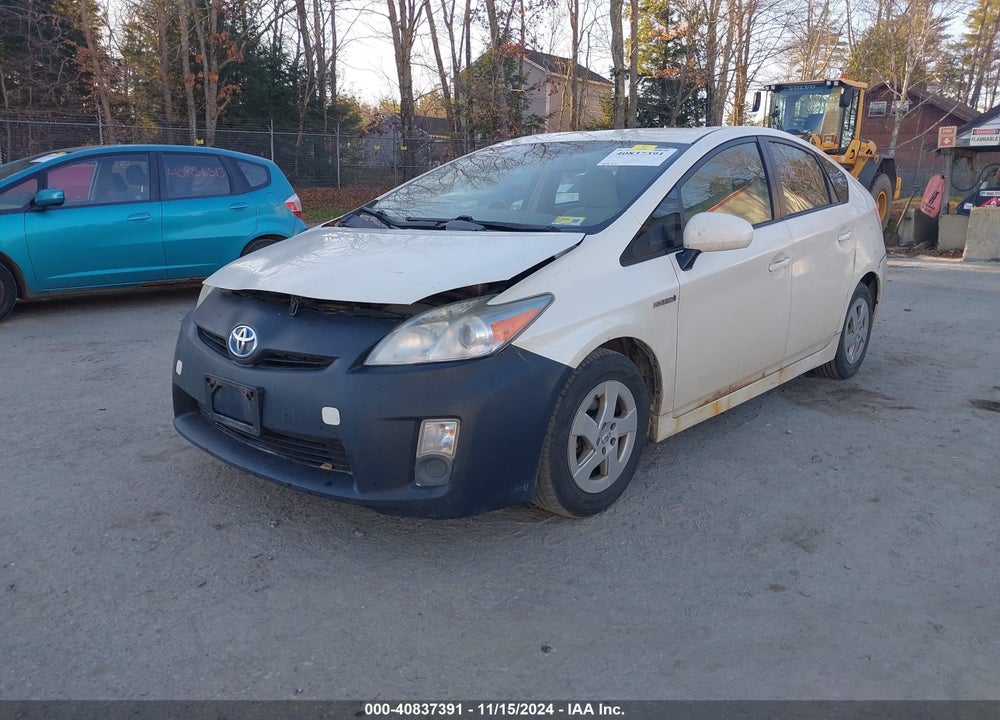 2011 TOYOTA PRIUS TWO VIN: JTDKN3DU4B1454967