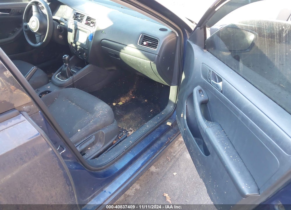 2013 VOLKSWAGEN JETTA 2.0L S VIN: 3VW1K7AJ4DM414221