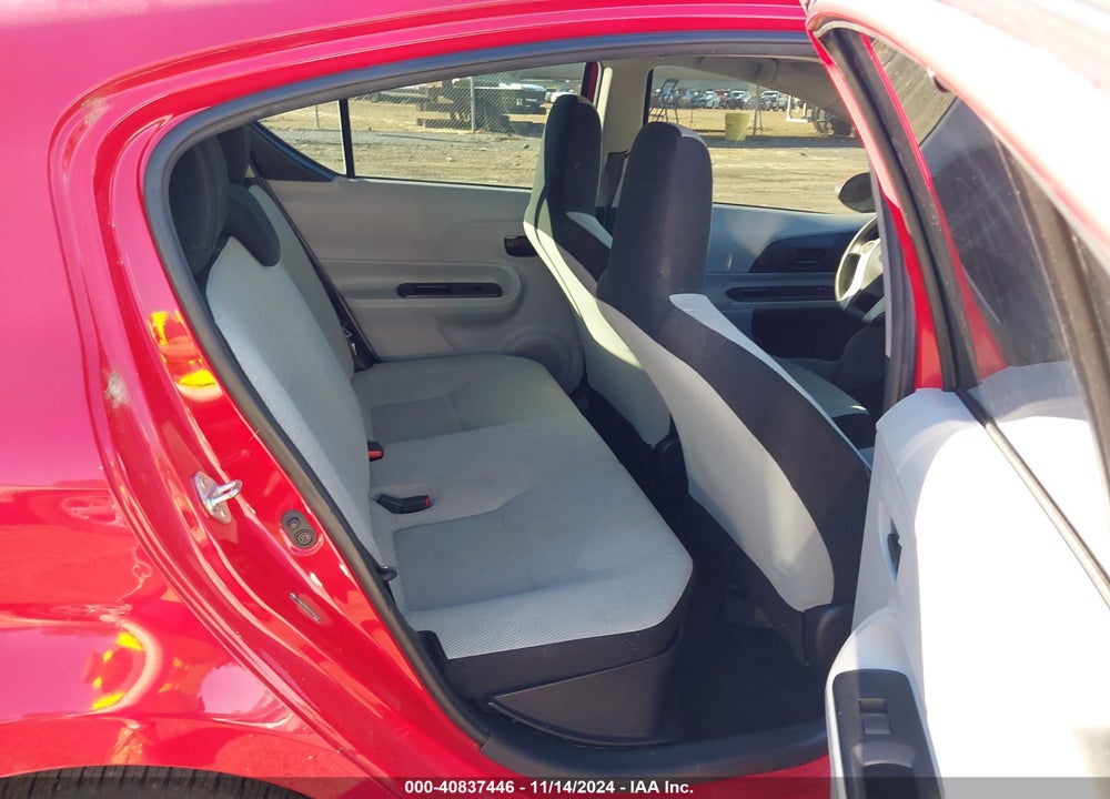 2013 TOYOTA PRIUS C ONE VIN: JTDKDTB35D1542121