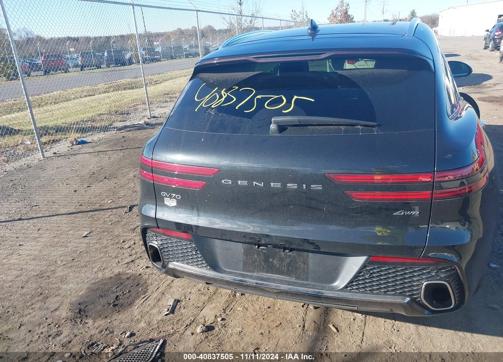 2023 GENESIS GV70 2.5T AWD VIN: KMUMADTB9PU136887