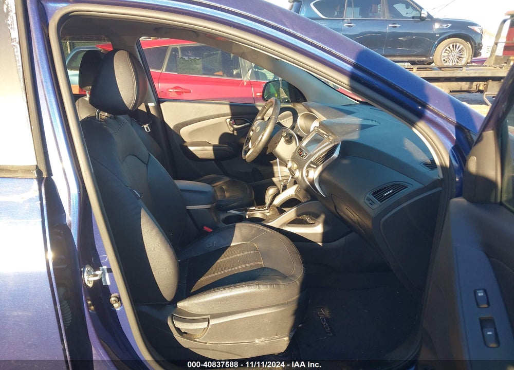 2013 HYUNDAI TUCSON LIMITED VIN: KM8JU3AC0DU671360