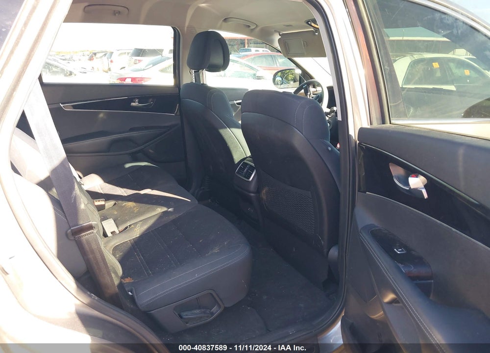 2016 KIA SORENTO 2.4L L VIN: 5XYPG4A32GG124334