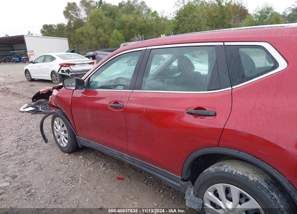 2016 NISSAN ROGUE S VIN: 5N1AT2MTXGC843185