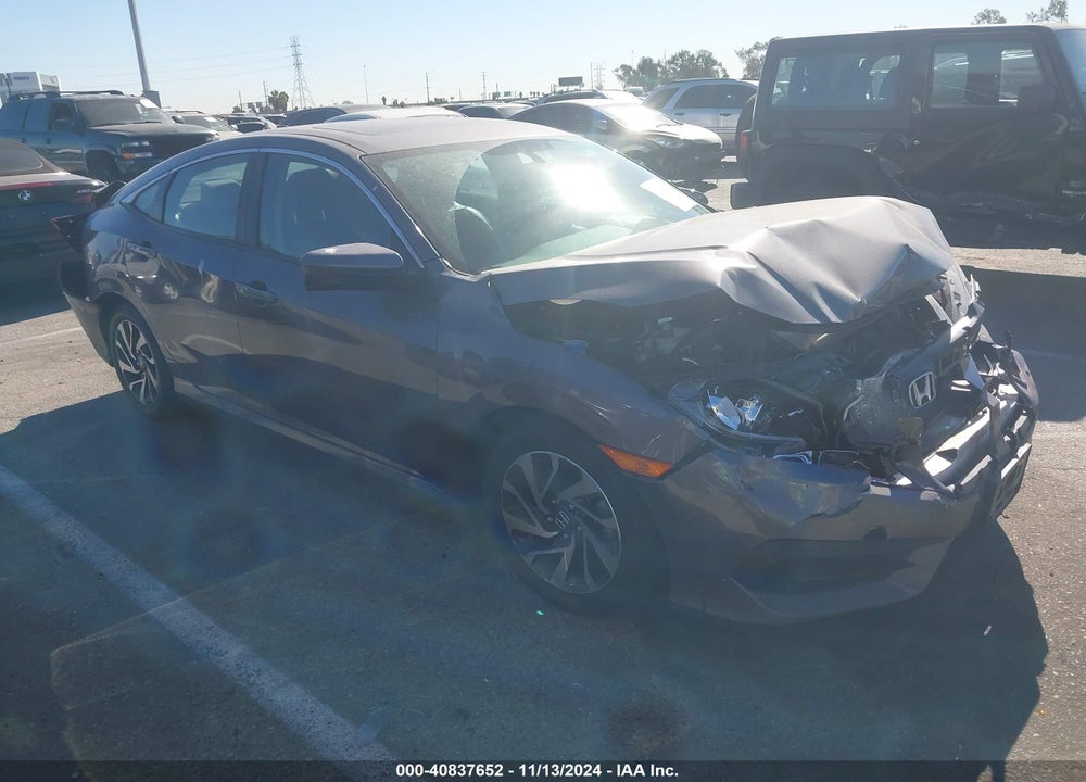 2018 HONDA CIVIC EX VIN: 2HGFC2F72JH552163