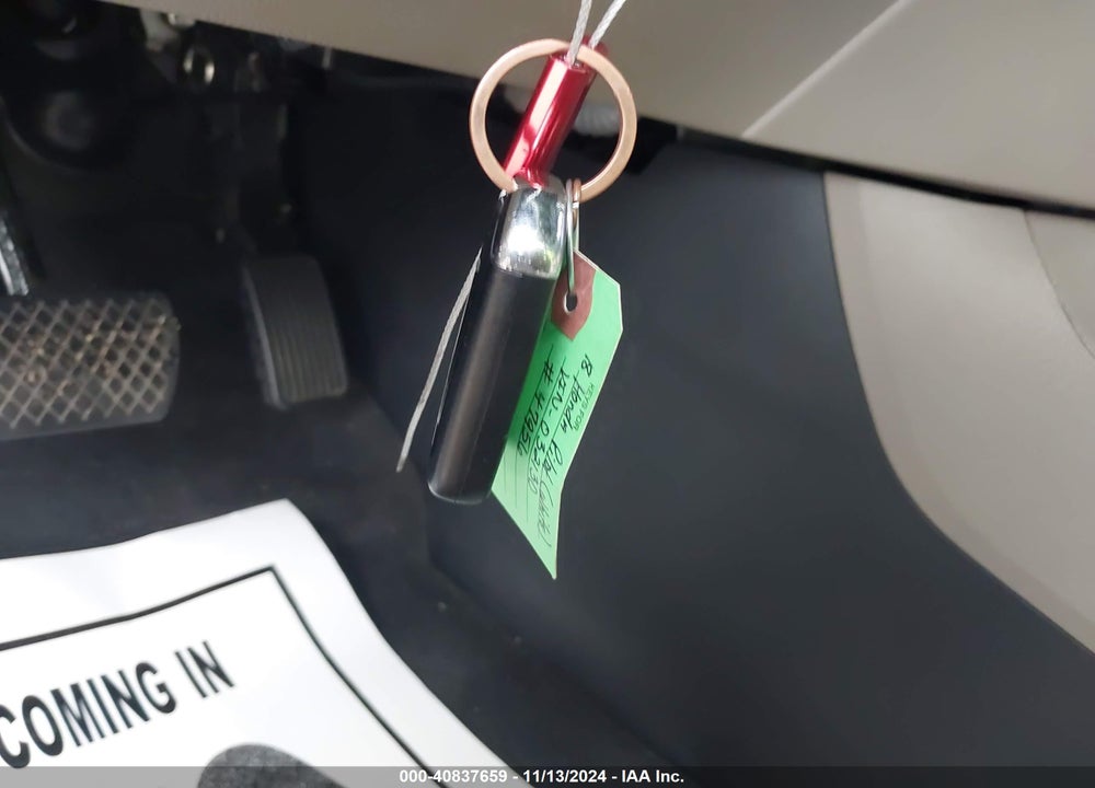 2018 HONDA PILOT EX-L VIN: 5FNYF5H81JB032130