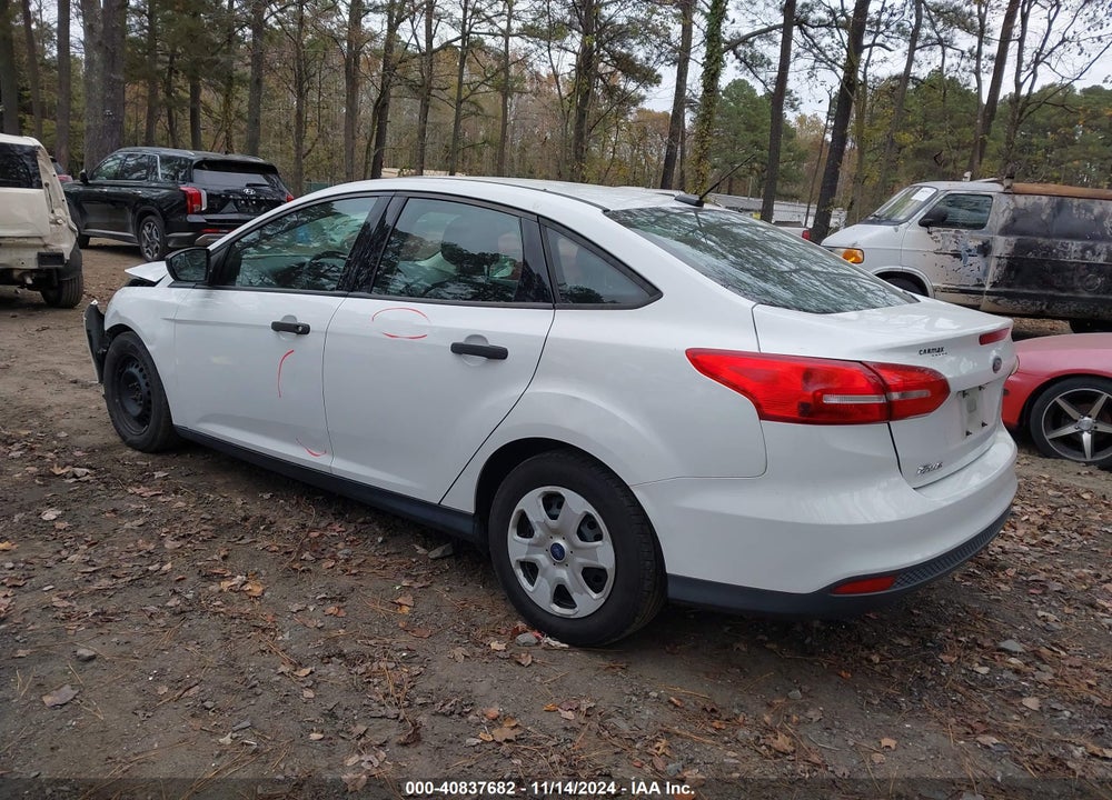 2017 FORD FOCUS S VIN: 1FADP3E28HL227283