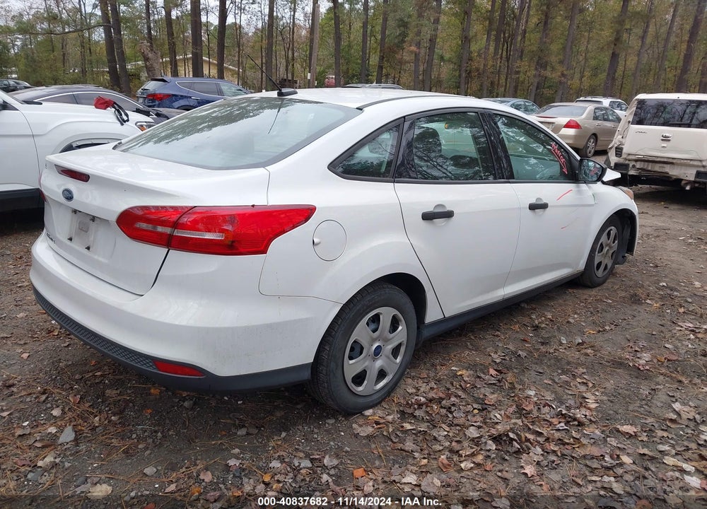 2017 FORD FOCUS S VIN: 1FADP3E28HL227283