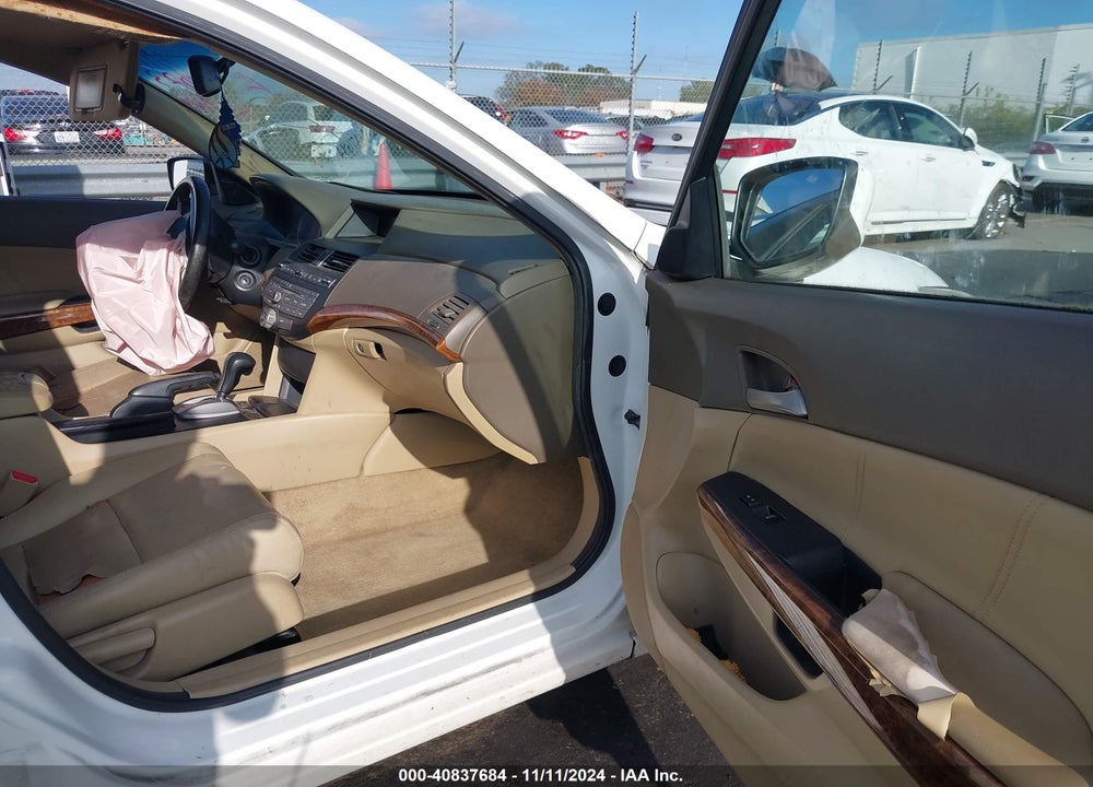 2010 HONDA ACCORD 2.4 EX-L VIN: 1HGCP2F88AA188023