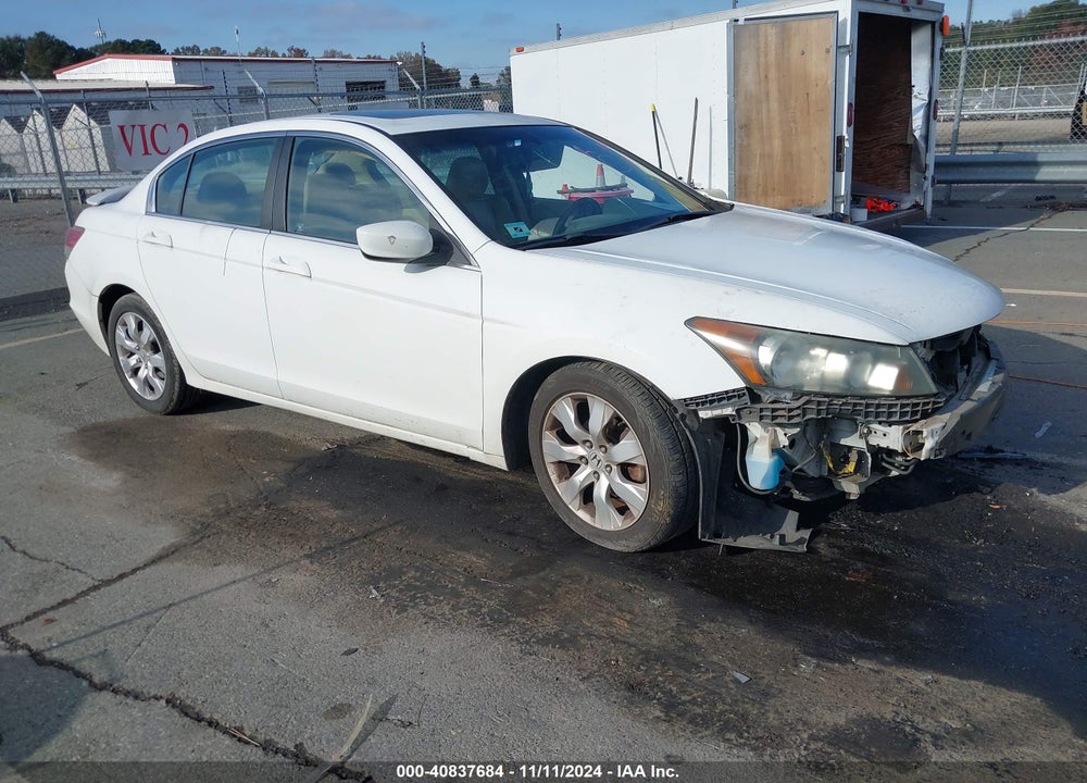 2010 HONDA ACCORD 2.4 EX-L VIN: 1HGCP2F88AA188023