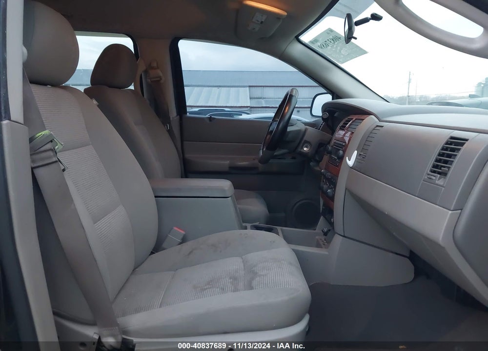 2007 DODGE DURANGO SLT VIN: 1D8HB48PX7F571221