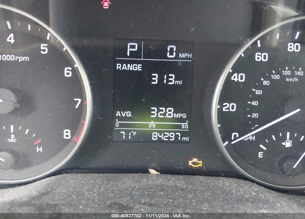 2017 HYUNDAI ELANTRA SE VIN: KMHD84LF4HU245952