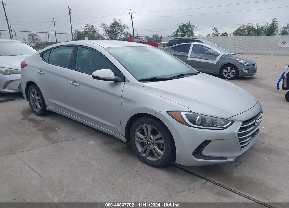 2017 HYUNDAI ELANTRA SE VIN: KMHD84LF4HU245952