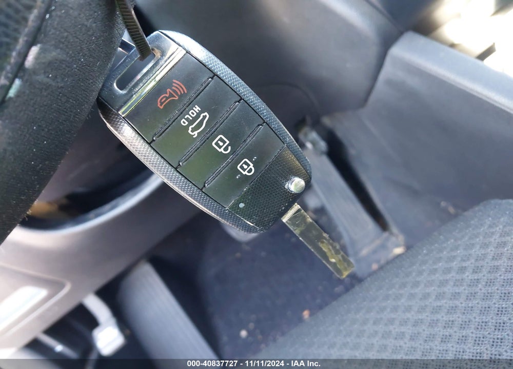 2016 KIA OPTIMA LX VIN: 5XXGT4L35GG096610